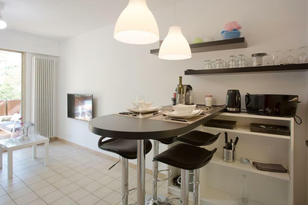 Appartement Dans Un écrin De Verdure Hyères